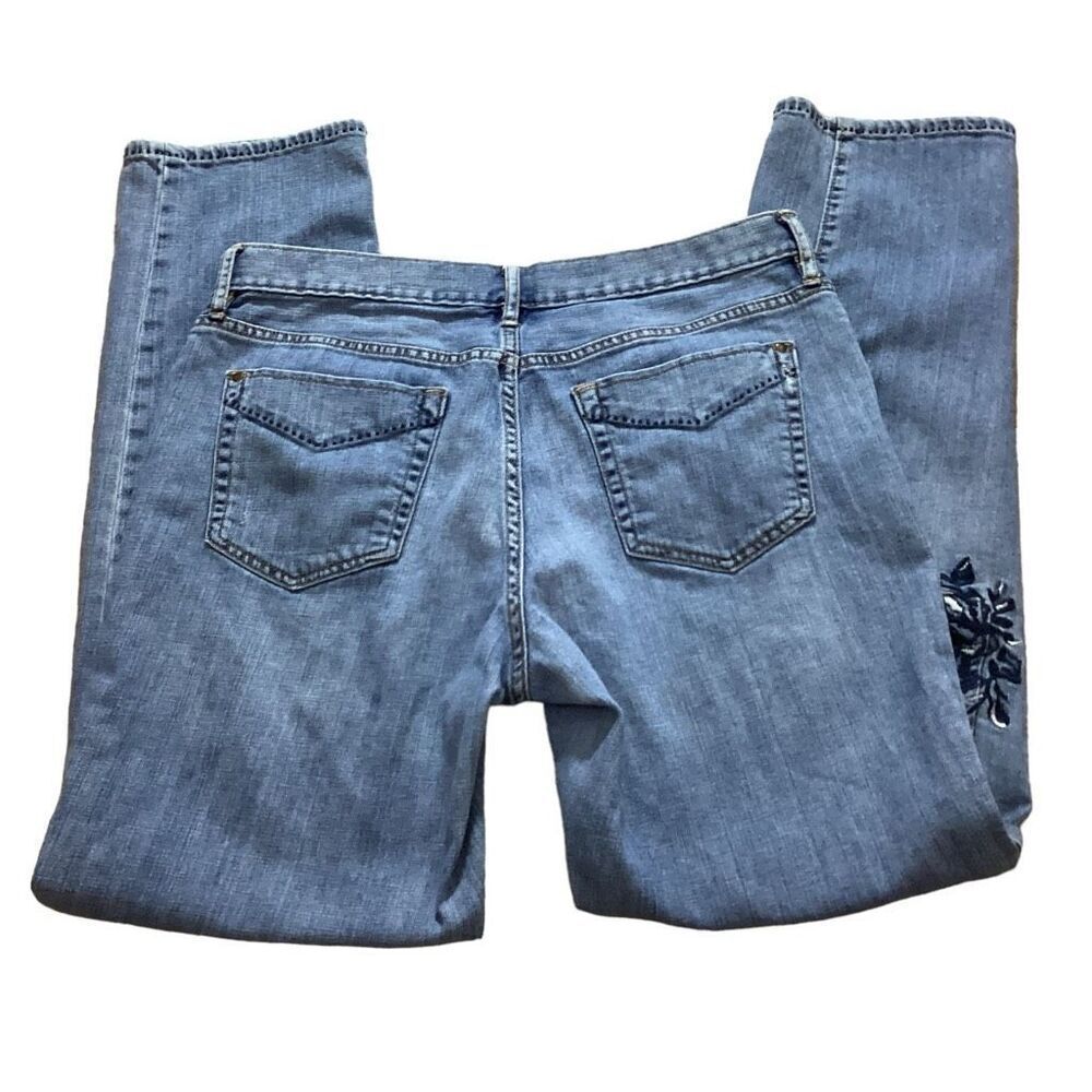 Eddie Bauer Distressed Light Blue Patchwork Embro… - image 8